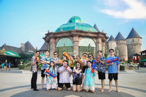 Khám phá lễ hội Happy Songkran