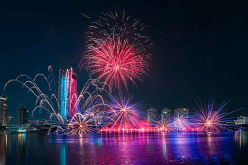 Tour du lịch hè Đà Nẵng: Lên ngay lịch để đón xem pháo hoa rực rỡ