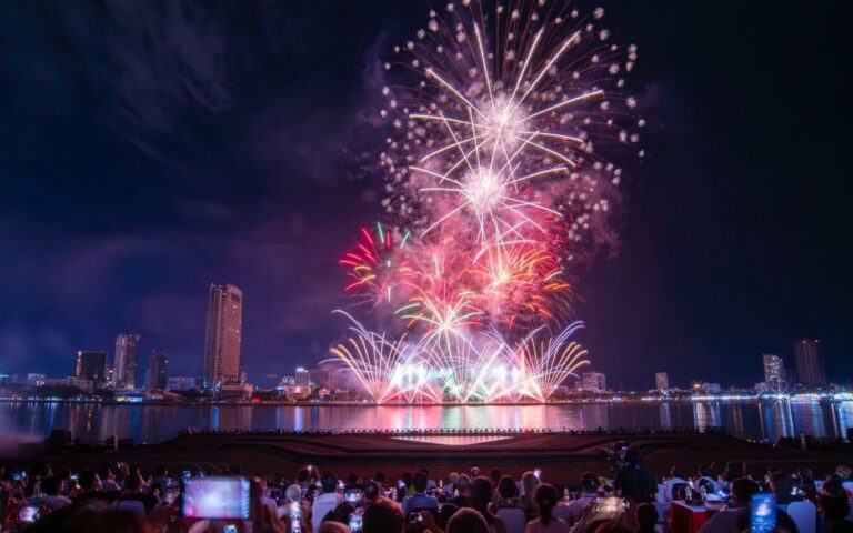 Sổ tay tham dự Lễ hội pháo hoa quốc tế Đà Nẵng (DIFF) 2025