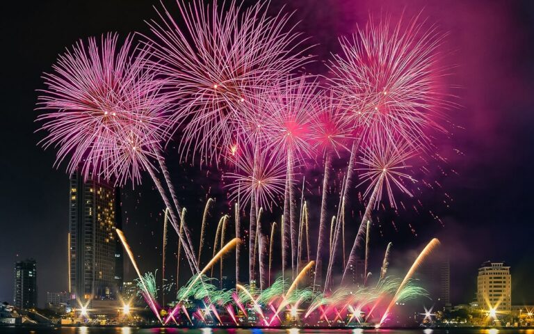 Da Nang International Fireworks Festival DIFF 2025 ticket prices start from 1,000,000 VND