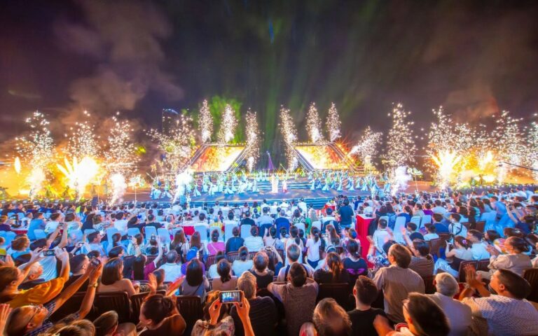 Fully experience the Da Nang International Fireworks Festival DIFF 2025