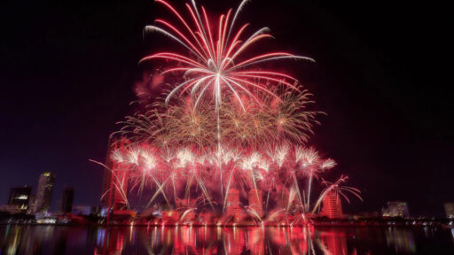 Mua vé pháo hoa DIFF 2025 ở những kênh chính thức nào?