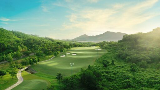 DIFF 2025: Kỳ nghỉ đẳng cấp với pháo hoa và những cú swing hoàn hảo