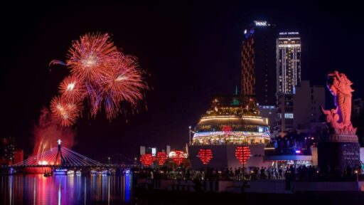 Đêm thi thứ hai DIFF 2025: Màn đối đầu bùng nổ giữa Việt Nam và Ba Lan