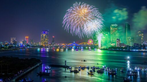 Pháo hoa Đà Nẵng đêm 4: Anh mang 8.000 quả pháo tranh tài với Bồ Đào Nha