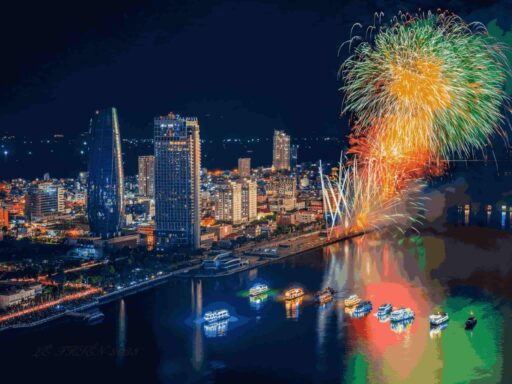 Hotels near the DIFF grandstand: The best fireworks views along the Han River