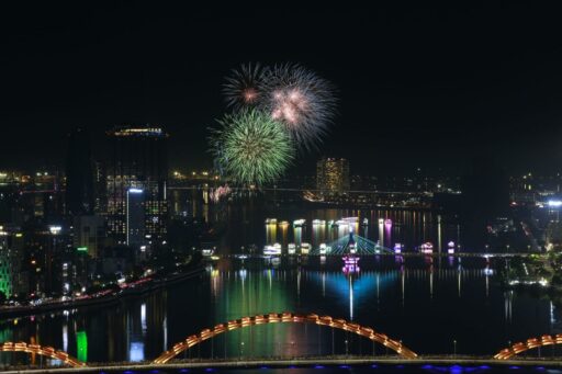 Chung kết DIFF 2025: Sông Hàn bùng nổ với màn pháo hoa đỉnh cao của nhà vô địch Trung Quốc