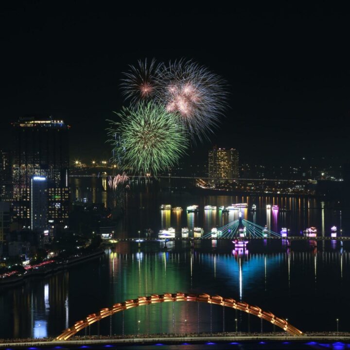 Chung kết DIFF 2025: Sông Hàn bùng nổ với màn pháo hoa đỉnh cao của nhà vô địch Trung Quốc