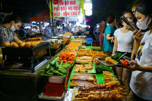 What to eat in Da Nang at night: Top delicious late-night food spots