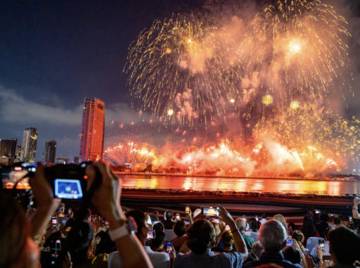 Nên mua vé khu nào DIFF 2026 để xem pháo hoa đẹp nhất?